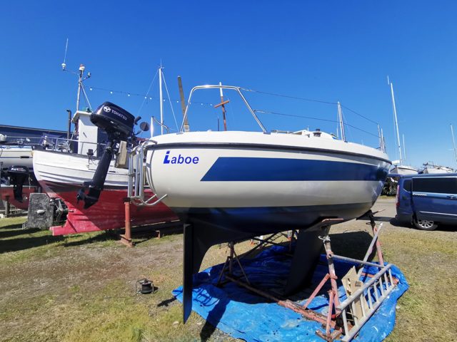 LilleMolly mit Heimathafen Laboe am Heck